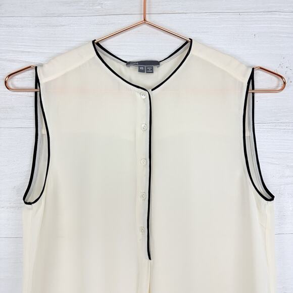 Vince 100% Silk Tank Top Size XS Ivory Quiet Luxury Minimalist Preppy Sleeveless - Picture 4 of 15